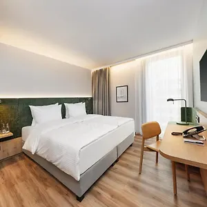 H+ Frankfurt Niemcy