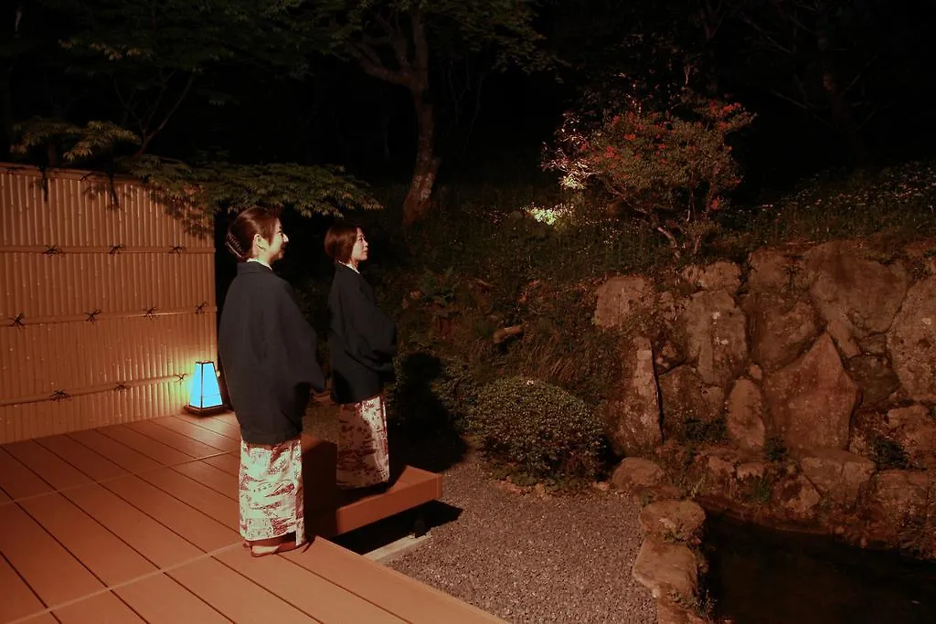 *** Ryokan Hotel Yumoto Onsen Oharasansou Kioto Japón