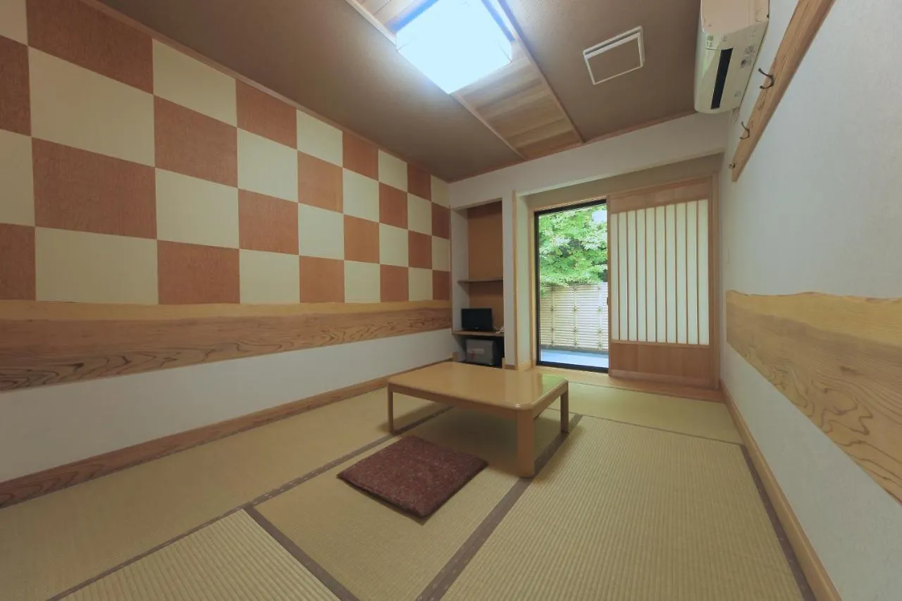 Hotel Yumoto Onsen Oharasansou Kioto 3*,